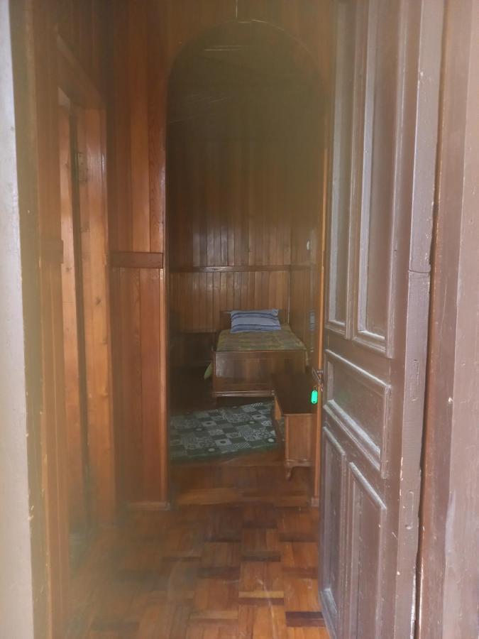Guest House Roma Kutaiszi Kültér fotó